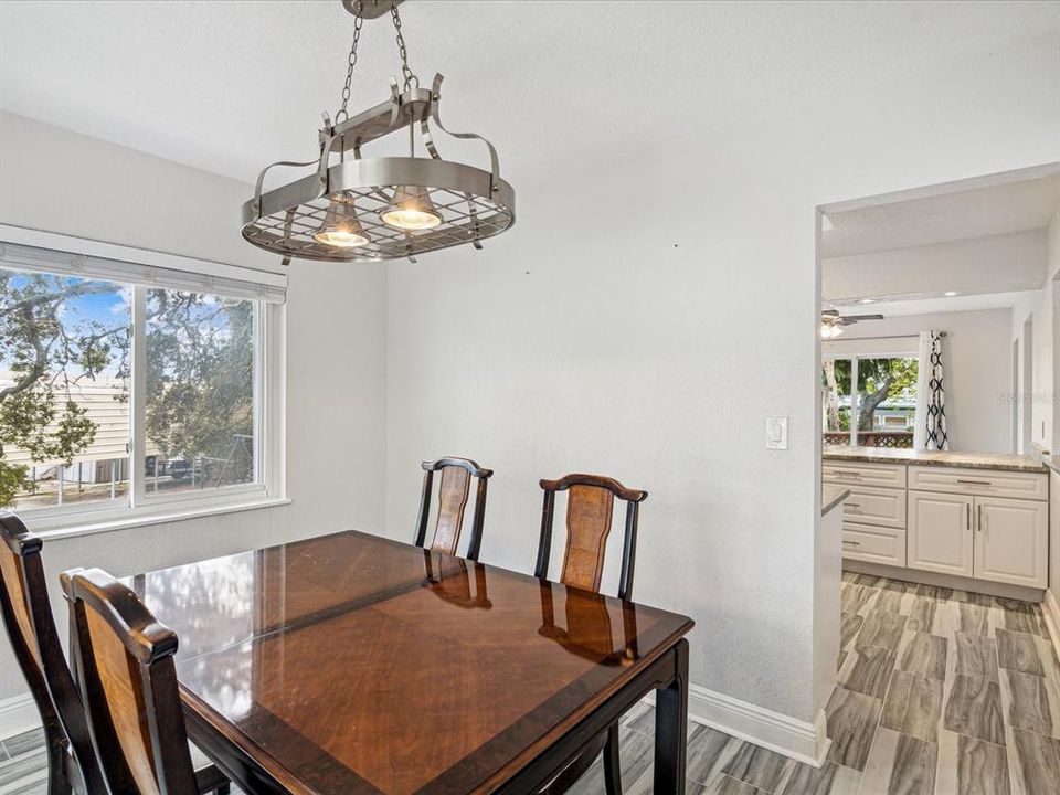 For Rent: $3,550 (3 beds, 3 baths, 1801 Square Feet)