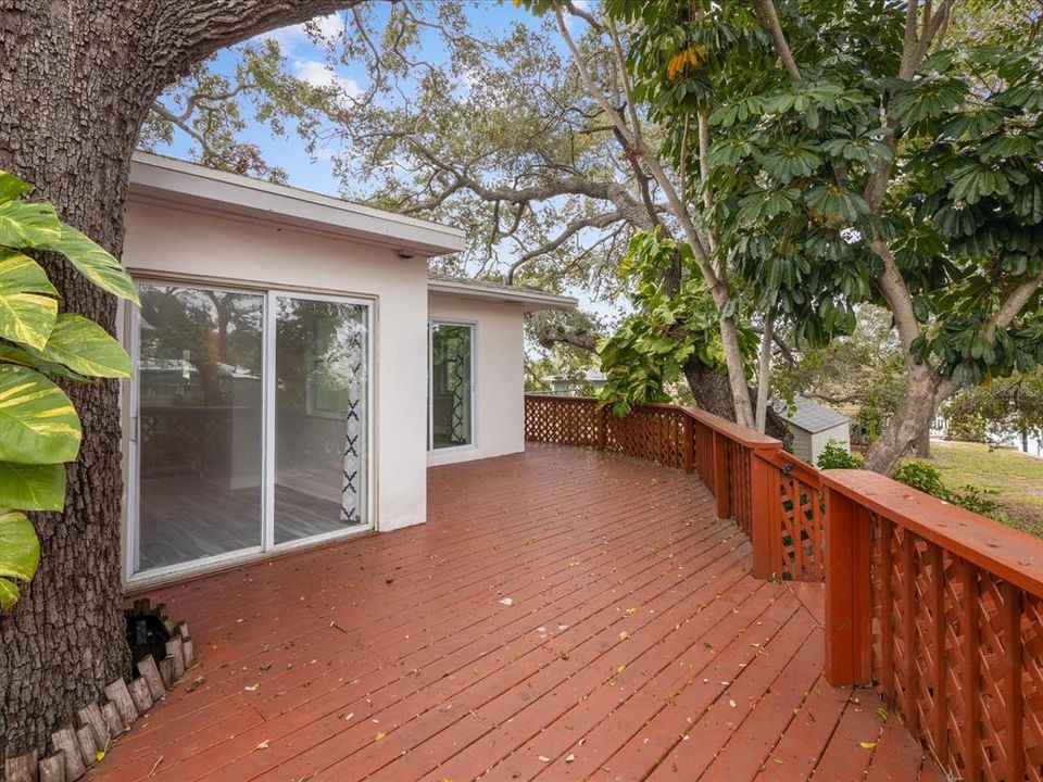 For Rent: $3,550 (3 beds, 3 baths, 1801 Square Feet)