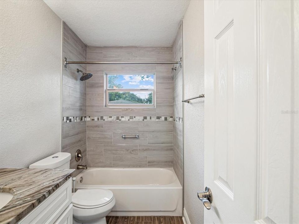 For Rent: $3,550 (3 beds, 3 baths, 1801 Square Feet)