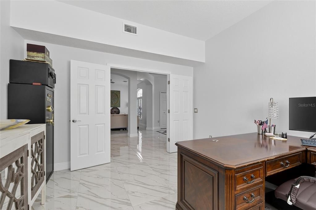 For Sale: $843,000 (4 beds, 3 baths, 3273 Square Feet)