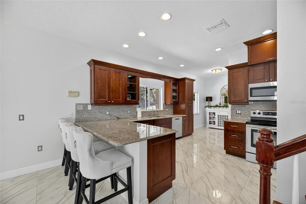 For Sale: $843,000 (4 beds, 3 baths, 3273 Square Feet)