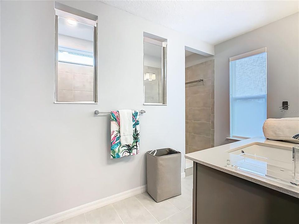 На продажу: $1,330,000 (5 спален, 4 ванн, 3094 Квадратных фут)