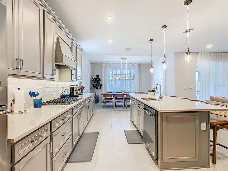 На продажу: $1,330,000 (5 спален, 4 ванн, 3094 Квадратных фут)