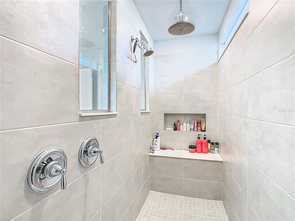 На продажу: $1,330,000 (5 спален, 4 ванн, 3094 Квадратных фут)