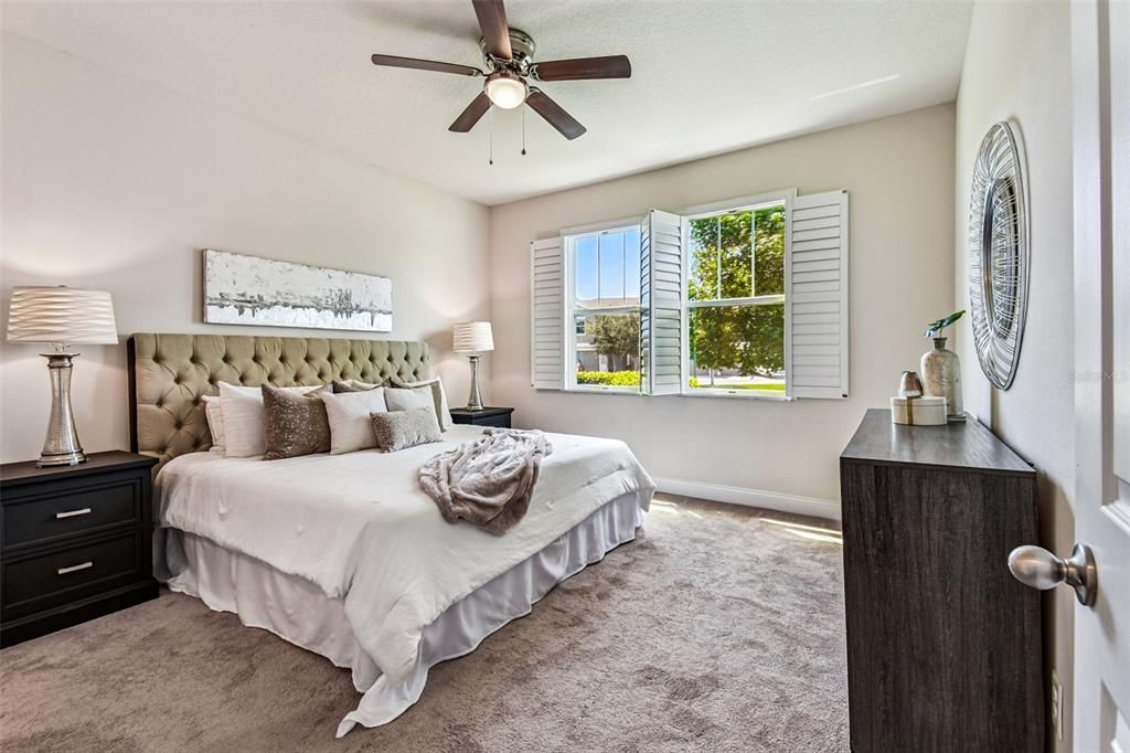 For Sale: $550,000 (3 beds, 2 baths, 2283 Square Feet)