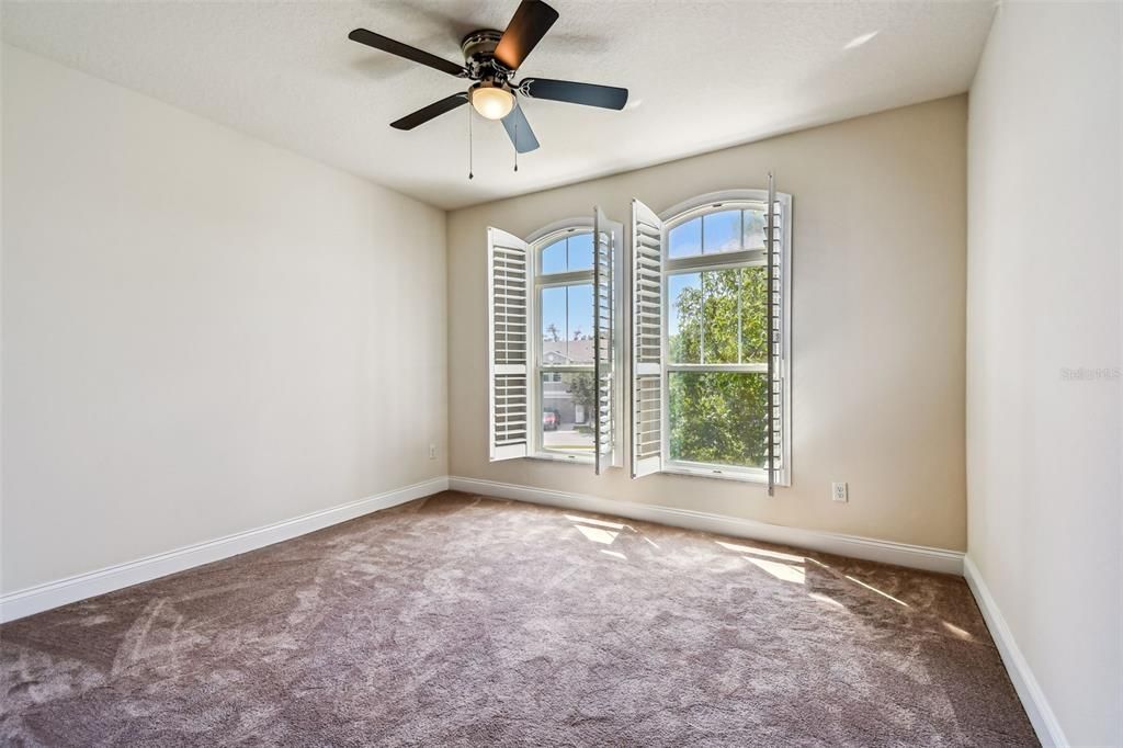 For Sale: $550,000 (3 beds, 2 baths, 2283 Square Feet)