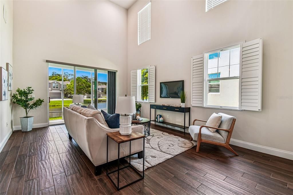 For Sale: $550,000 (3 beds, 2 baths, 2283 Square Feet)