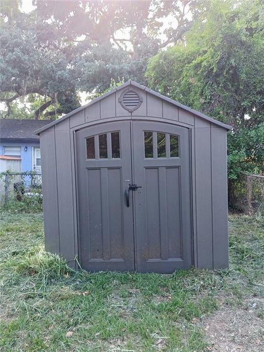 Под контрактом: $200,000 (2 спален, 1 ванн, 576 Квадратных фут)