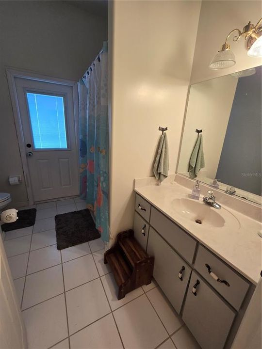 For Sale: $399,999 (3 beds, 2 baths, 2336 Square Feet)