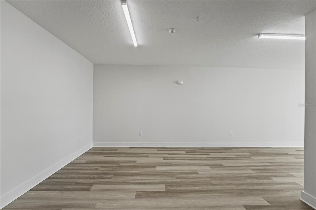 待售: $33,000 (0 贝兹, 0 浴室, 0 平方英尺)