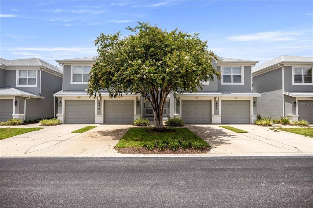 合同活跃: $220,000 (3 贝兹, 2 浴室, 1864 平方英尺)