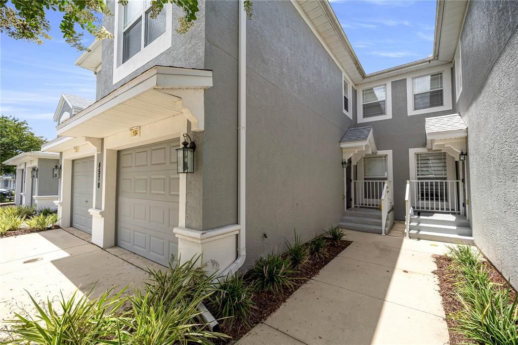 合同活跃: $220,000 (3 贝兹, 2 浴室, 1864 平方英尺)