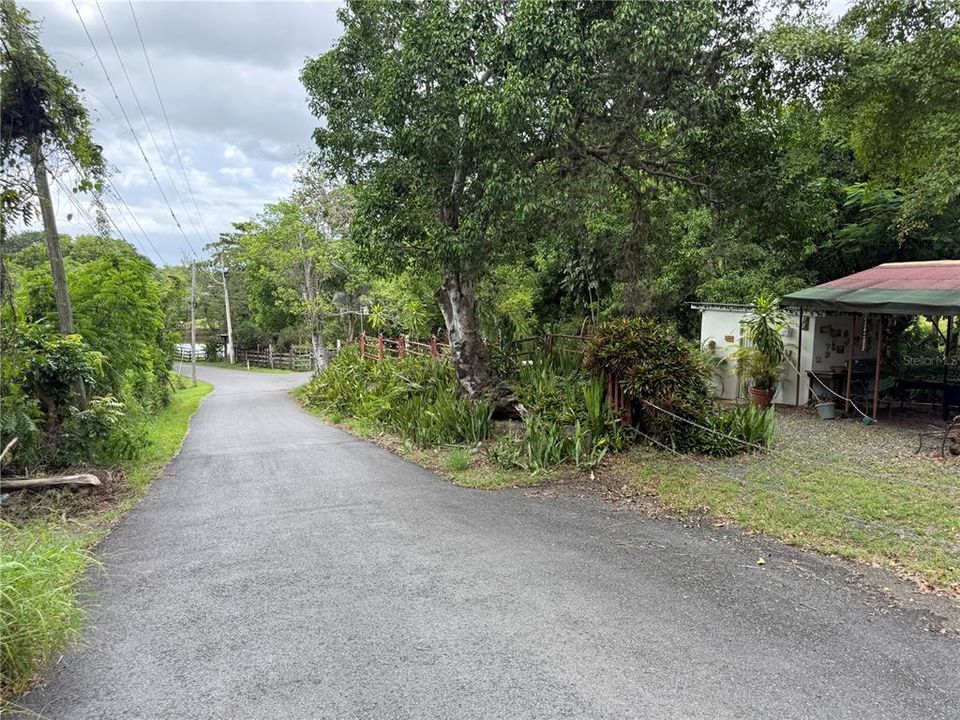 待售: $159,900 (0.80 acres)