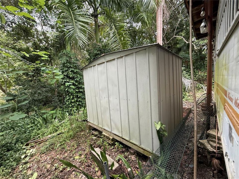 待售: $159,900 (0.80 acres)