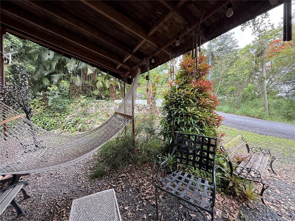 待售: $159,900 (0.80 acres)