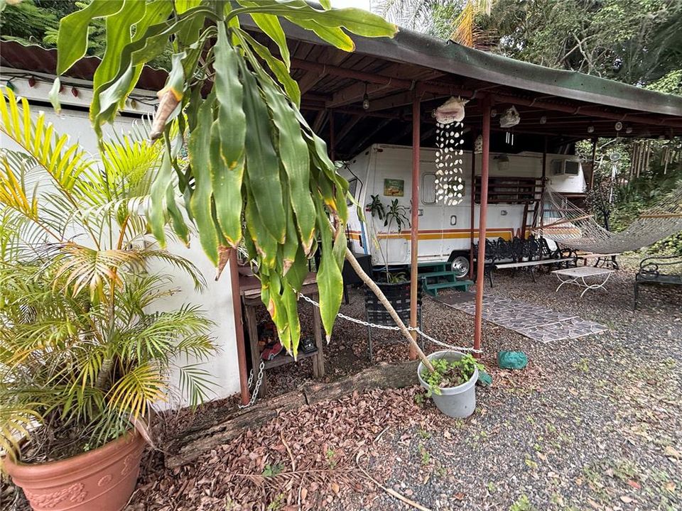 待售: $159,900 (0.80 acres)