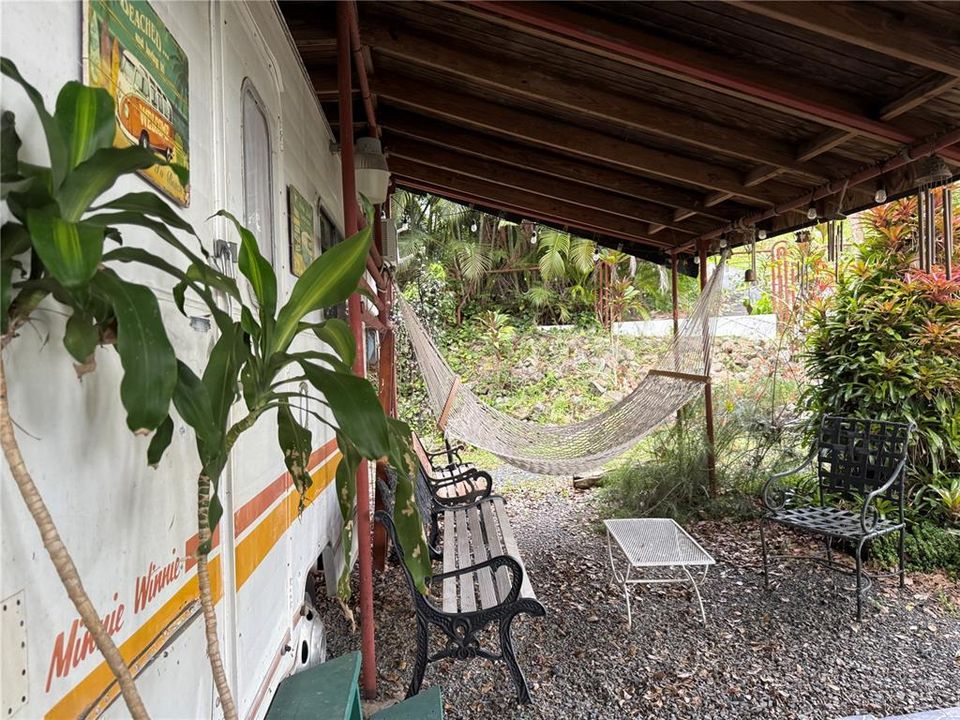 待售: $159,900 (0.80 acres)