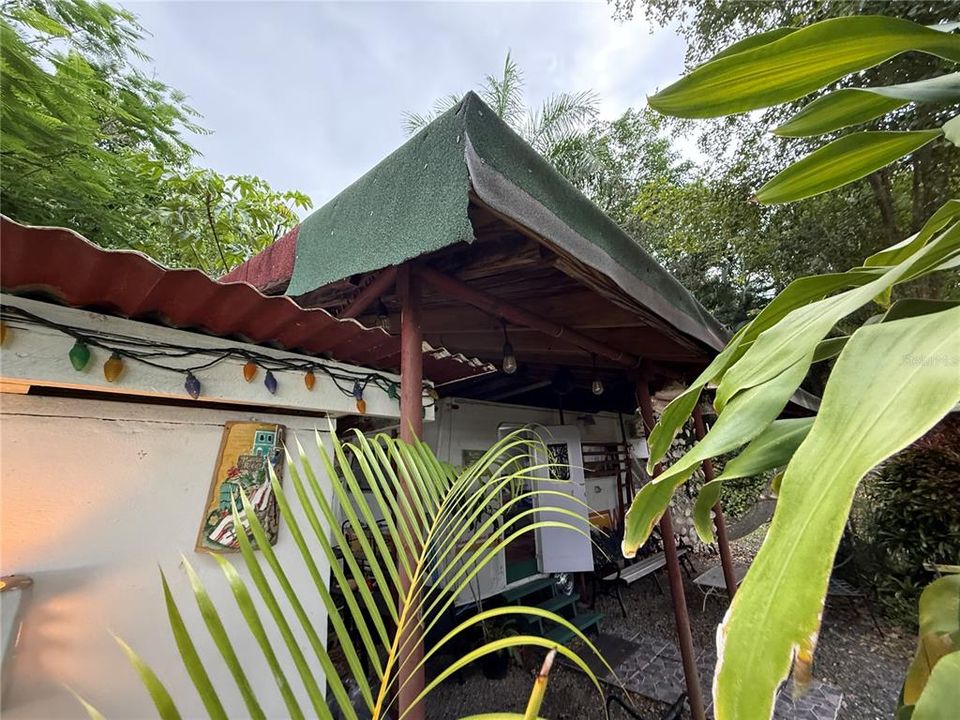 待售: $159,900 (0.80 acres)