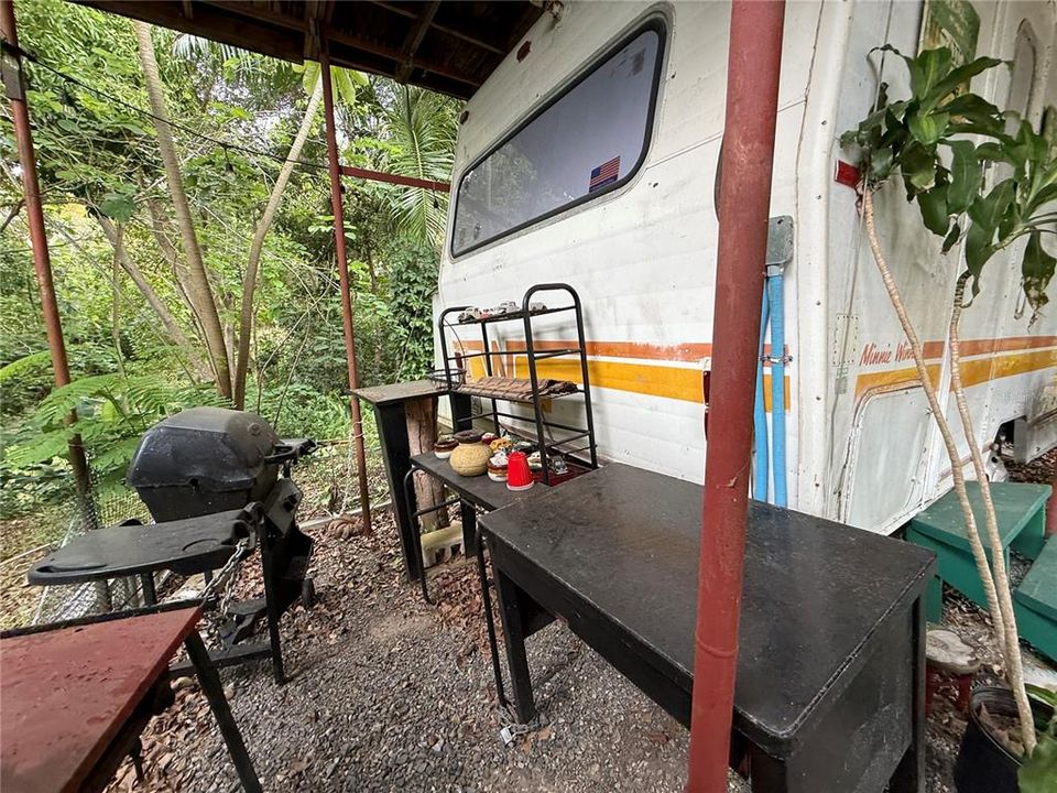 待售: $159,900 (0.80 acres)