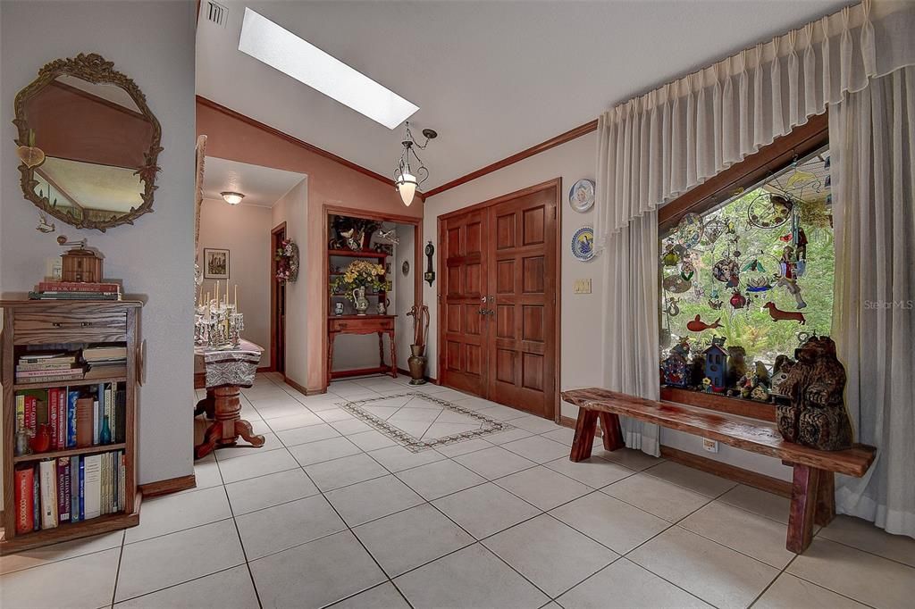 En Venta: $498,000 (4 camas, 3 baños, 2502 Pies cuadrados)