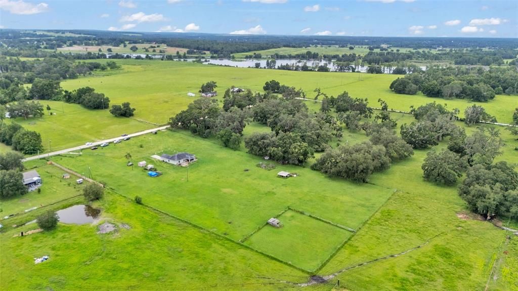 待售: $590,000 (3 贝兹, 2 浴室, 1728 平方英尺)