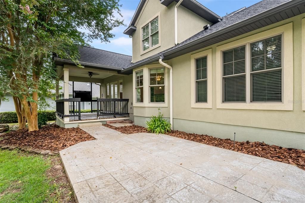 待售: $615,000 (4 贝兹, 3 浴室, 3057 平方英尺)