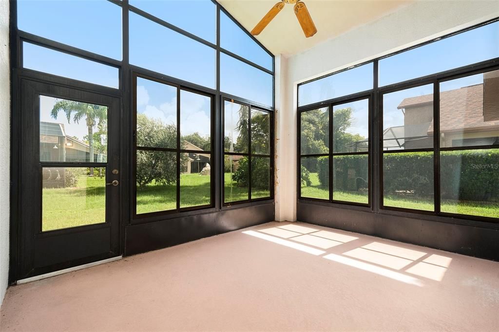 Active With Contract: $250,000 (3 beds, 2 baths, 1715 Square Feet)