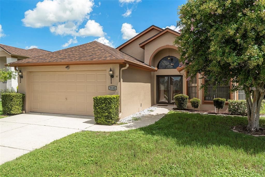 Active With Contract: $250,000 (3 beds, 2 baths, 1715 Square Feet)