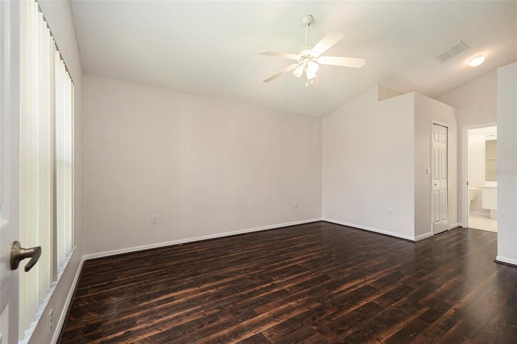 Active With Contract: $250,000 (3 beds, 2 baths, 1715 Square Feet)