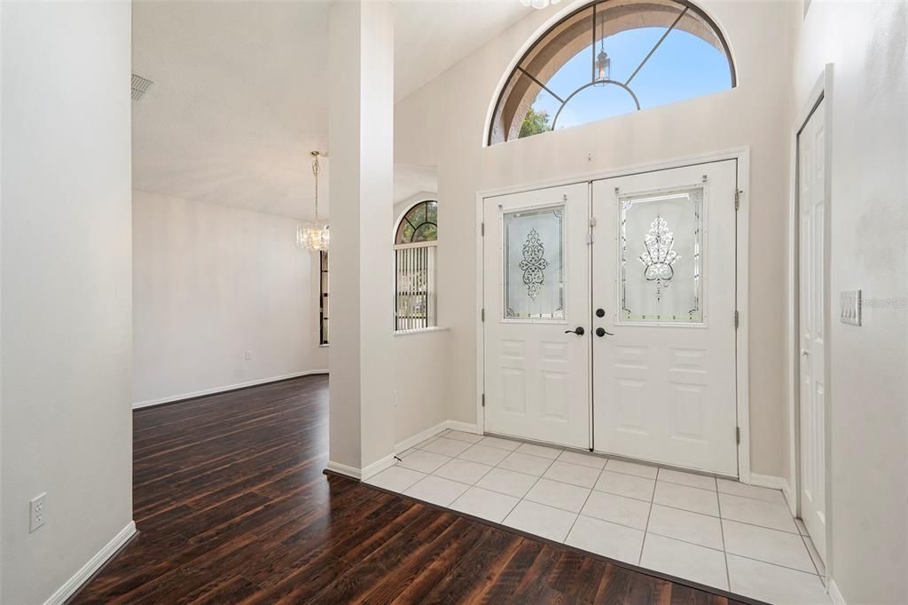 Active With Contract: $250,000 (3 beds, 2 baths, 1715 Square Feet)