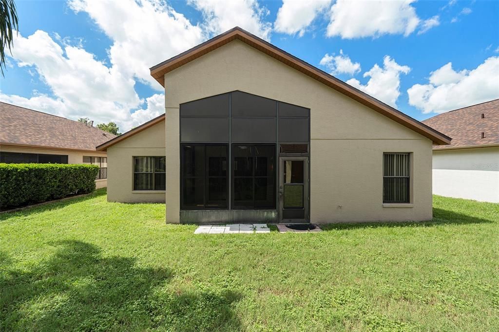 Active With Contract: $250,000 (3 beds, 2 baths, 1715 Square Feet)