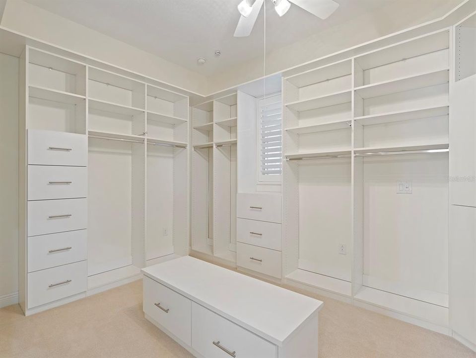 待售: $795,000 (4 贝兹, 3 浴室, 3156 平方英尺)