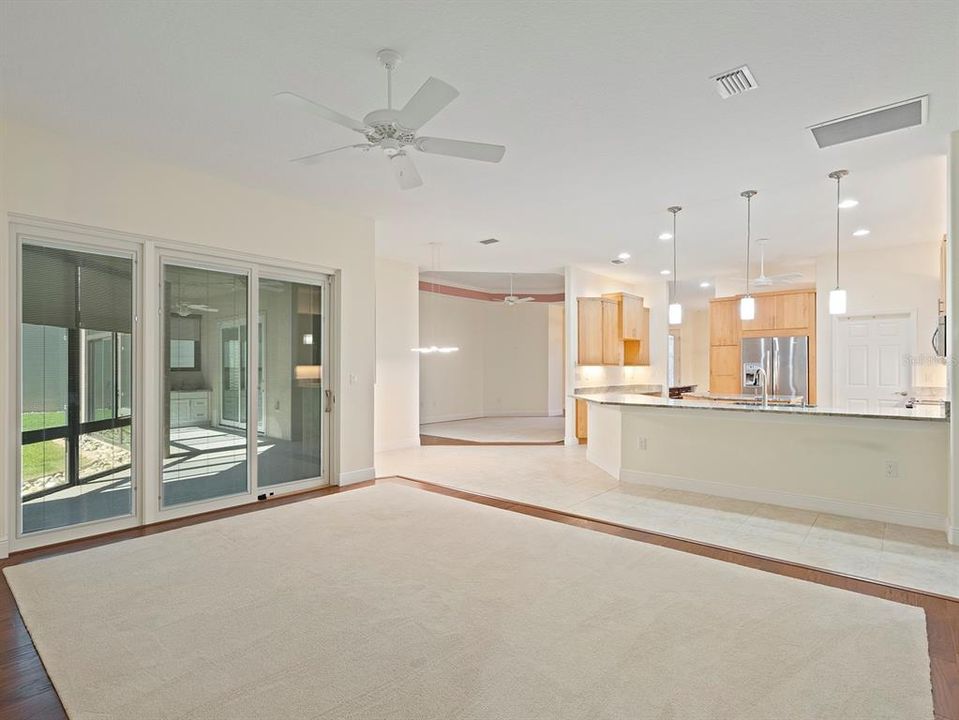 待售: $795,000 (4 贝兹, 3 浴室, 3156 平方英尺)