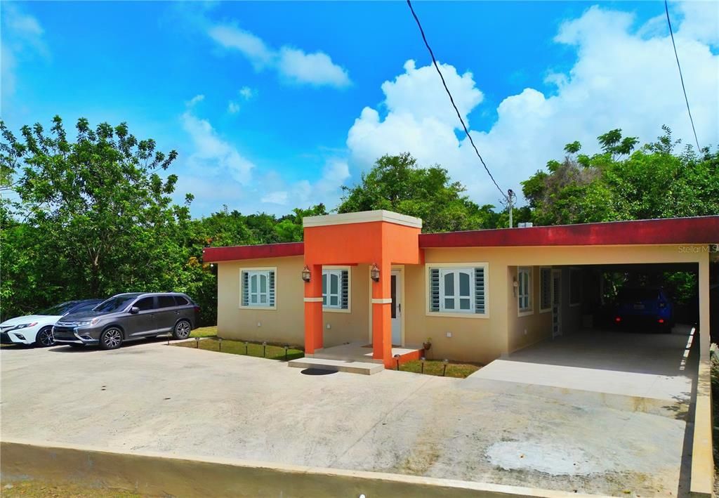 На продажу: $276,000 (4 спален, 2 ванн, 1556 Квадратных фут)