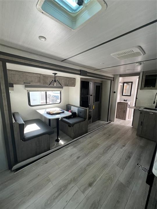 For Sale: $85,000 (1 beds, 1 baths, 400 Square Feet)