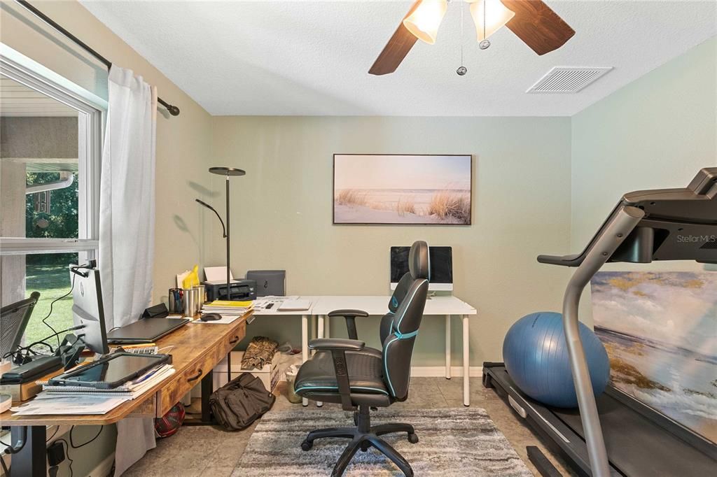 For Sale: $850,000 (3 beds, 3 baths, 2440 Square Feet)