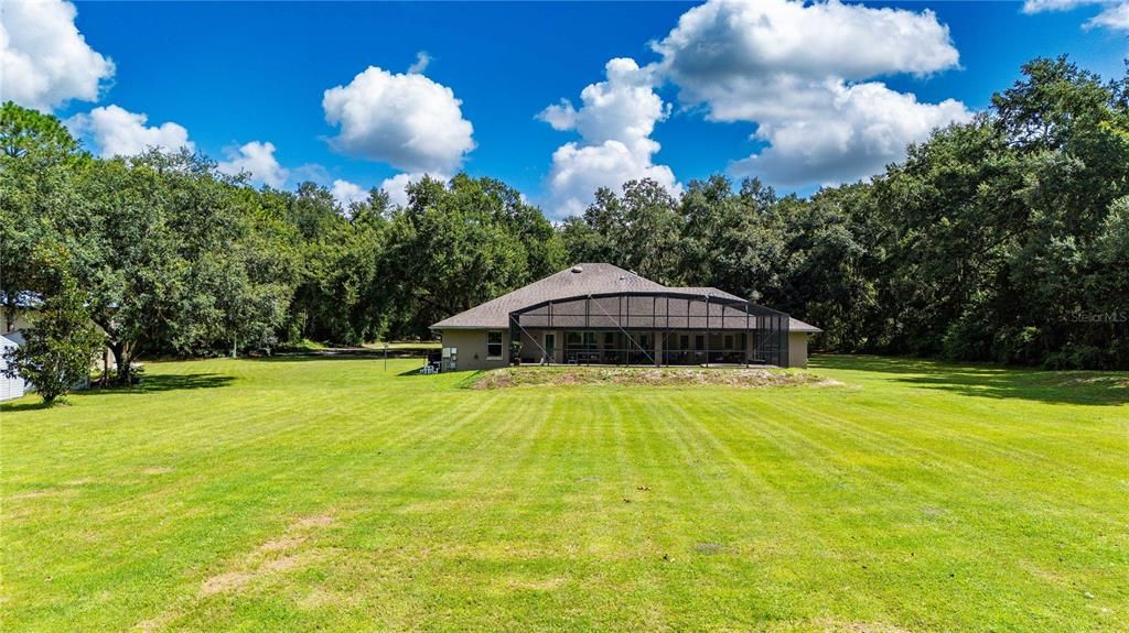 For Sale: $850,000 (3 beds, 3 baths, 2440 Square Feet)