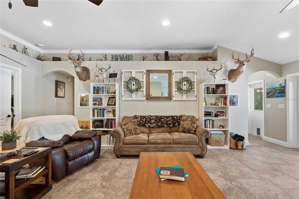 For Sale: $850,000 (3 beds, 3 baths, 2440 Square Feet)