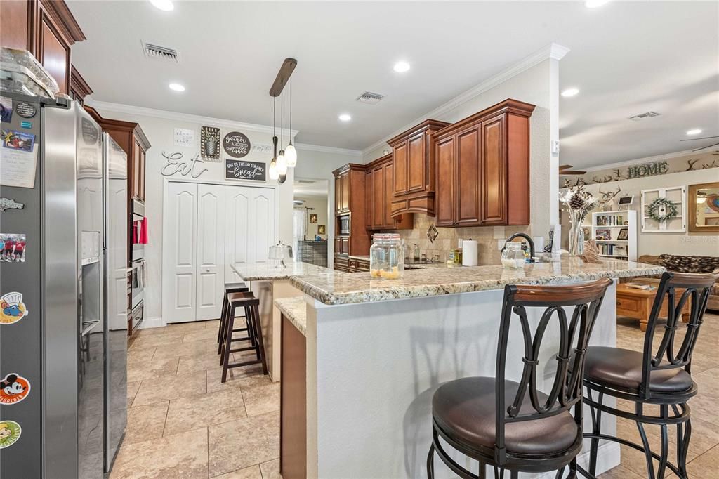 For Sale: $850,000 (3 beds, 3 baths, 2440 Square Feet)