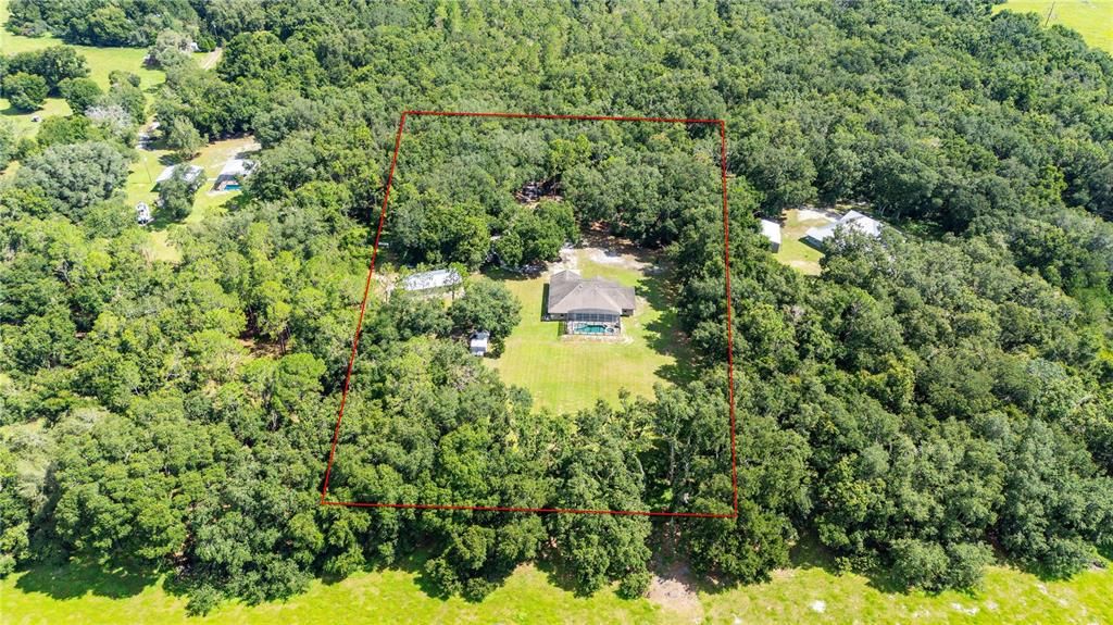 For Sale: $850,000 (3 beds, 3 baths, 2440 Square Feet)