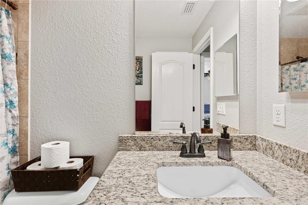 For Sale: $850,000 (3 beds, 3 baths, 2440 Square Feet)