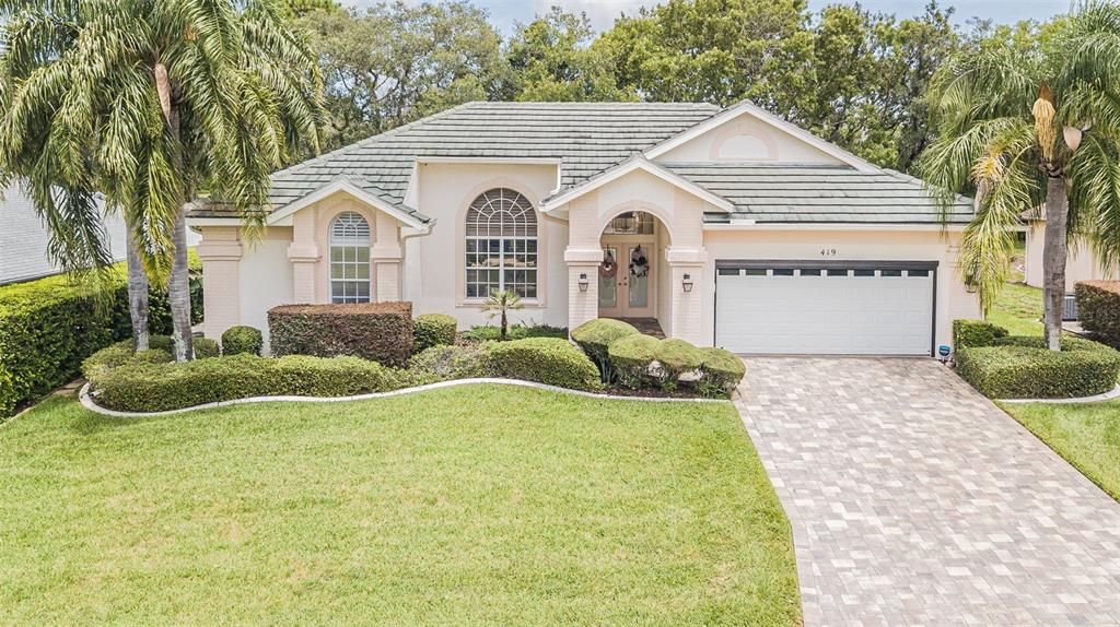 Active With Contract: $350,000 (4 beds, 3 baths, 2051 Square Feet)