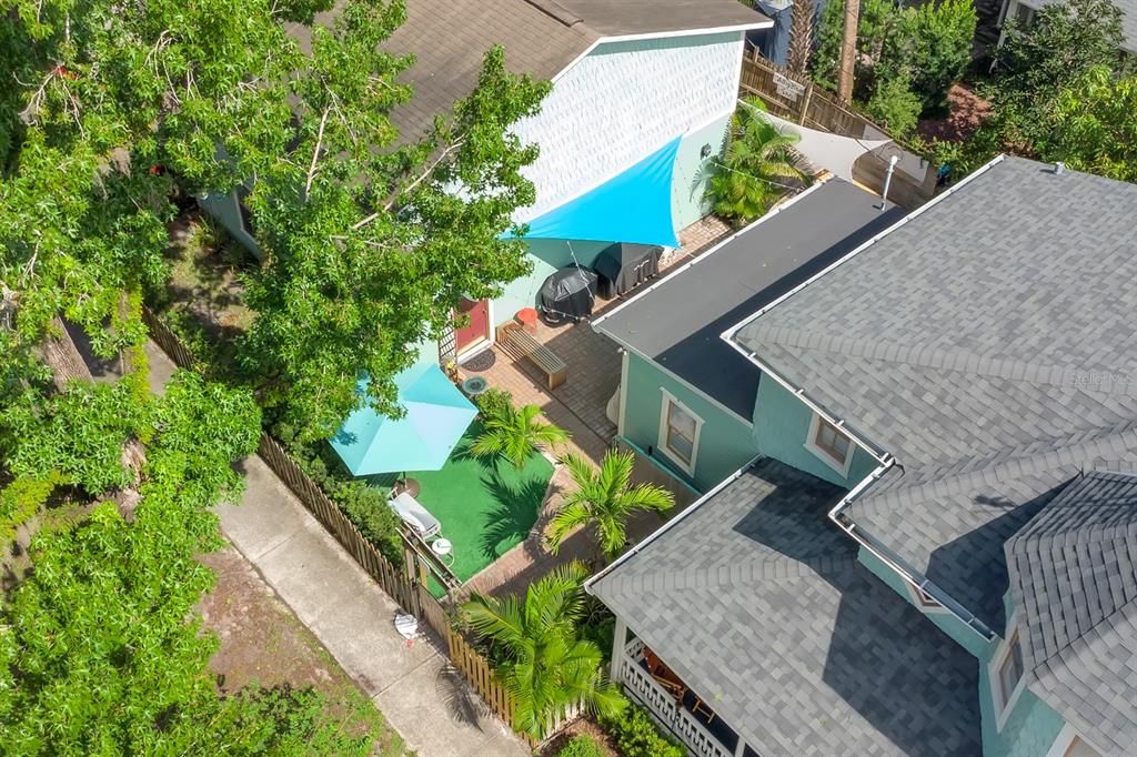 Active With Contract: $629,000 (3 beds, 2 baths, 2472 Square Feet)