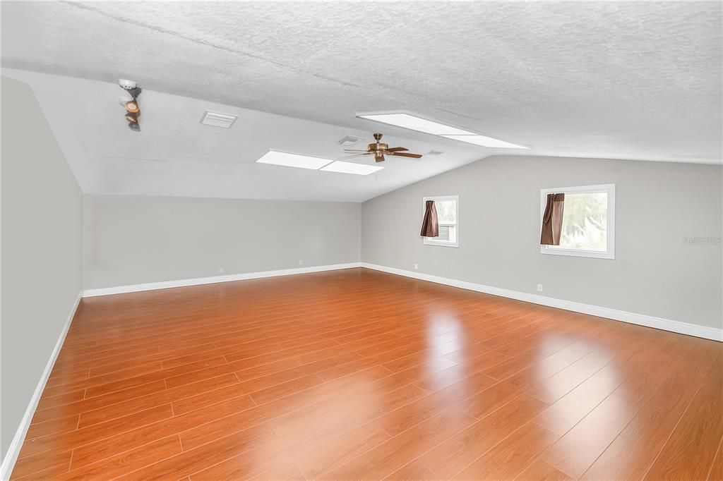 Active With Contract: $629,000 (3 beds, 2 baths, 2472 Square Feet)