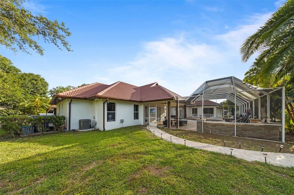 待售: $1,999,000 (4 贝兹, 3 浴室, 5220 平方英尺)