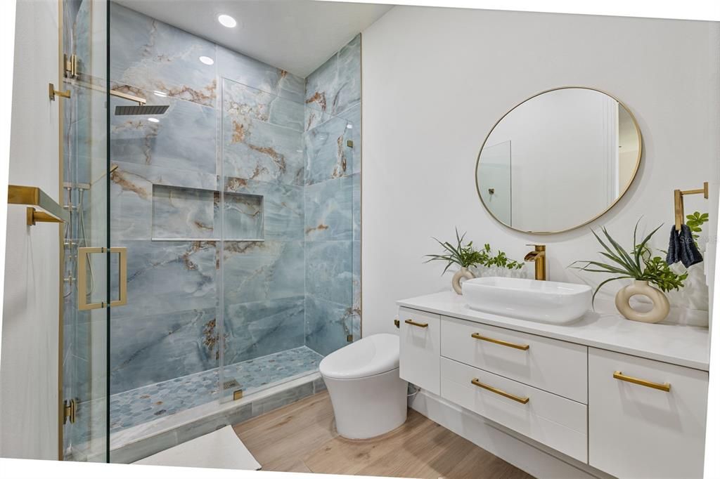 待售: $1,999,000 (4 贝兹, 3 浴室, 5220 平方英尺)