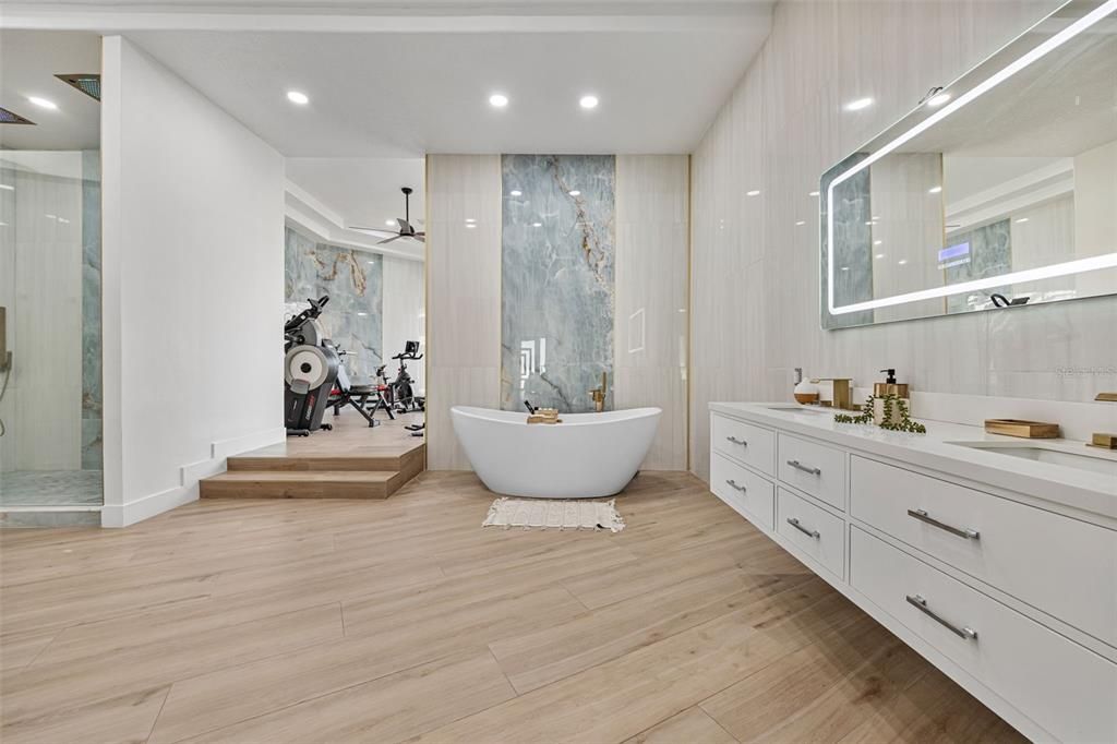 待售: $1,999,000 (4 贝兹, 3 浴室, 5220 平方英尺)