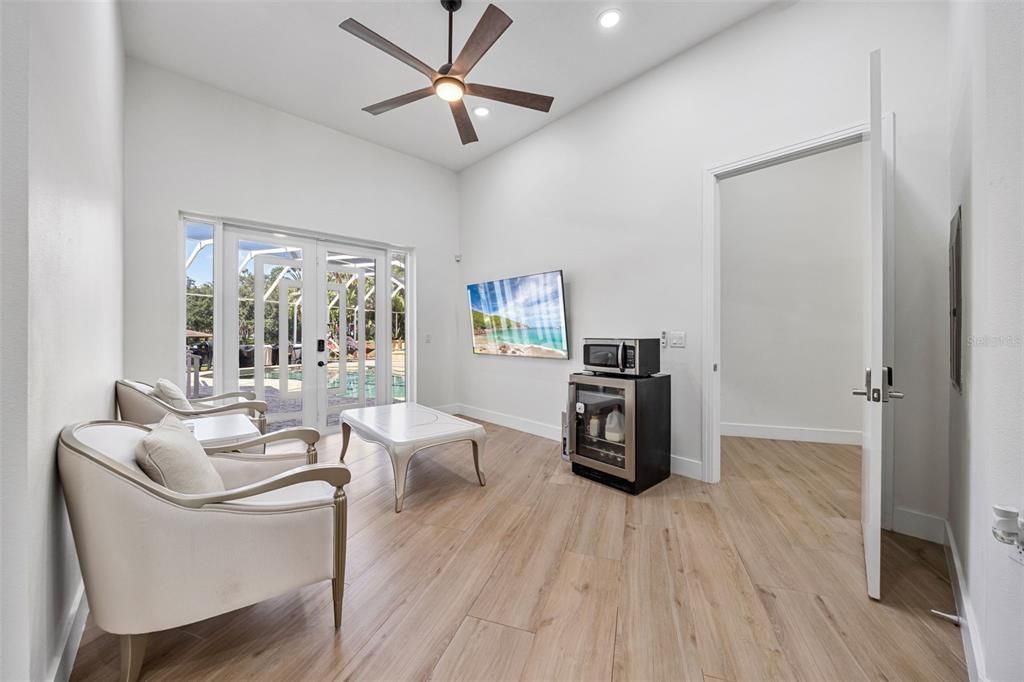 待售: $1,999,000 (4 贝兹, 3 浴室, 5220 平方英尺)