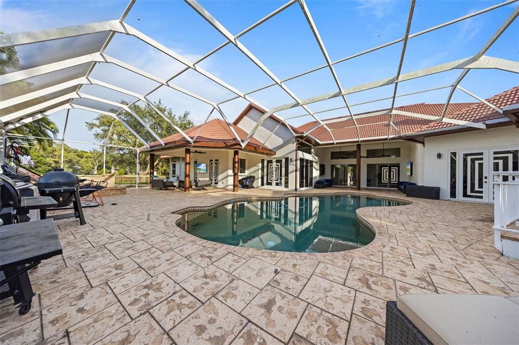 待售: $1,999,000 (4 贝兹, 3 浴室, 5220 平方英尺)