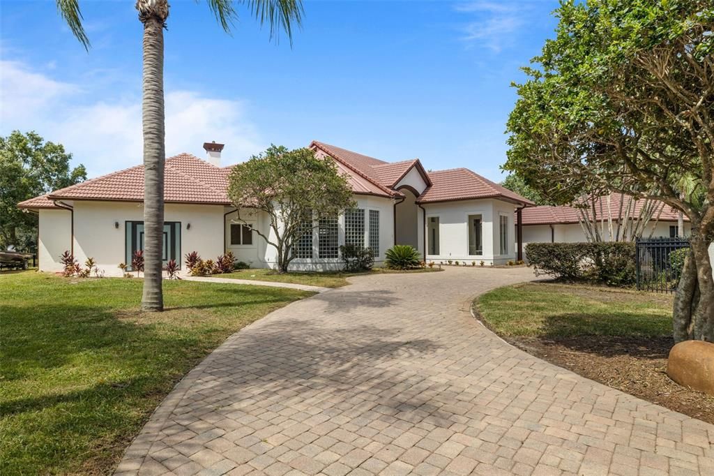 待售: $1,999,000 (4 贝兹, 3 浴室, 5220 平方英尺)